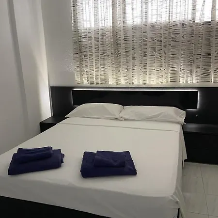 Summerland Cristianos Apartment *